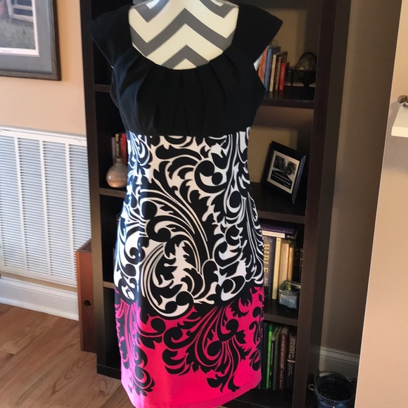 London Times Dresses & Skirts - London Times Sheath Dress Size 8